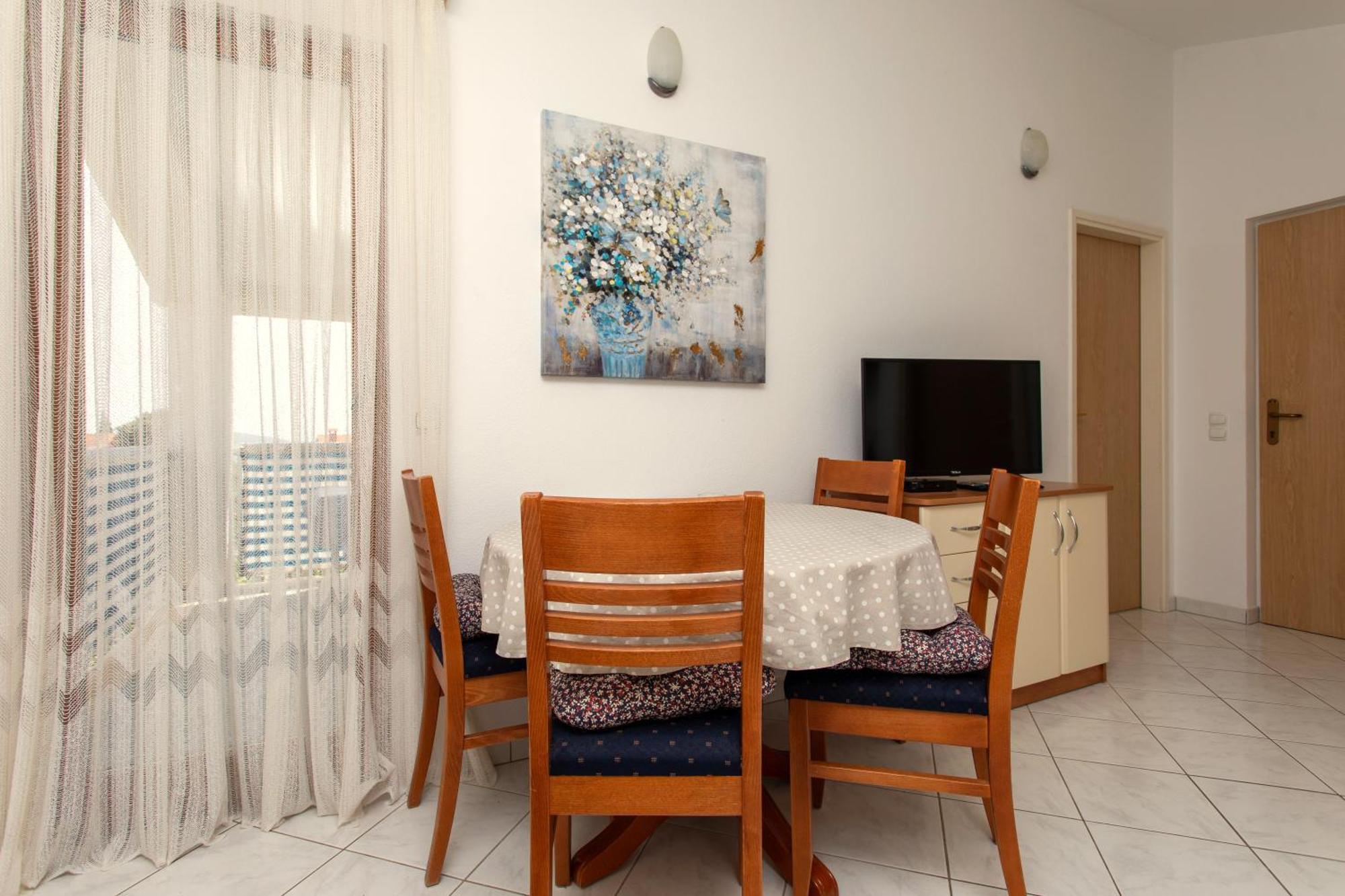 Holiday House Nena With Pool Vinišće エクステリア 写真